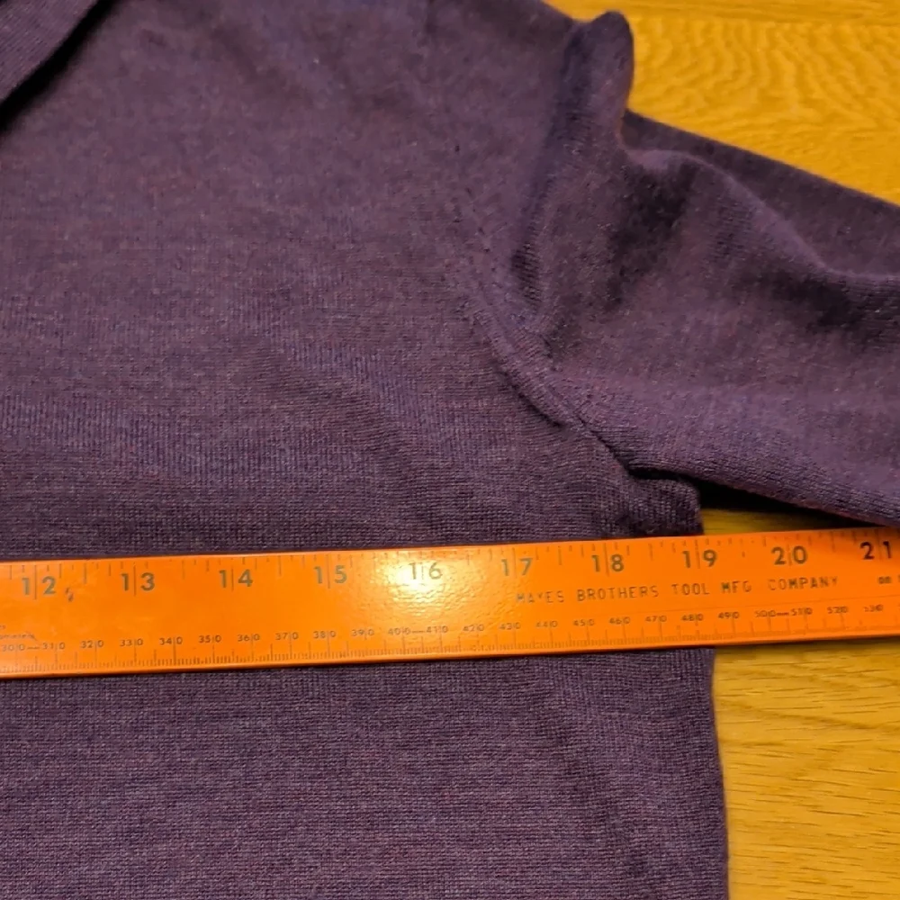 Banana Republic sophisticated zip